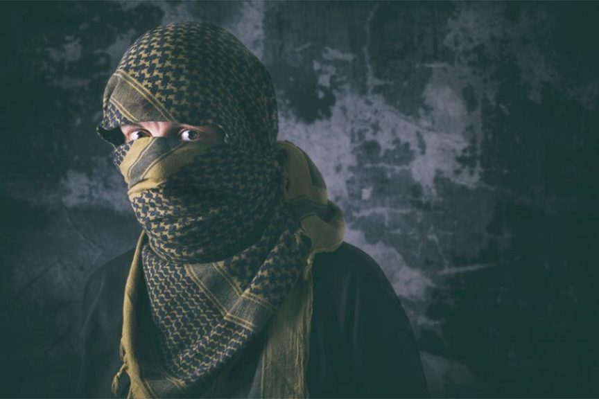 Is a Shemagh Better Than a Bandana The Reasons Explored Newbie Prepper